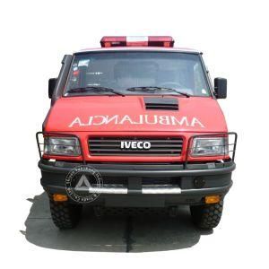 Iveco Chassis LHD Ylh2044gcfp 4WD off-Road Long Wheelbase Diesel Engine Hospital ICU Transit Medical Clinic Rescue Vehicle (Medical Vehicle)