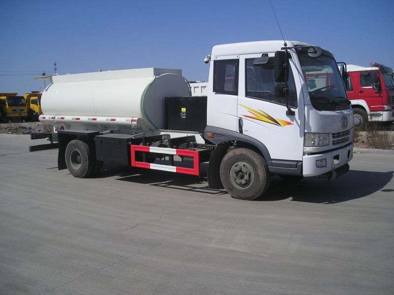 4*2 FAW 1500 Liters Water Trucks Capacity Fuel Tank Trucks 8m3