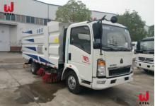 Sinotruk HOWO 4X2 Light Duty 6cbm Road/Street Sweeper Truck with Water and Garbage Tank