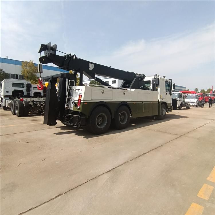 25 Ton HOWO Heavy Duty Rotator Wrecker Tow Truck for Sale