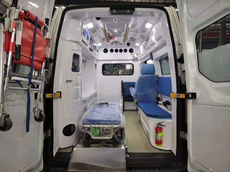 Hospital ICU Doctor Car Mobile Ambulance Rescue Vehicle for Sale