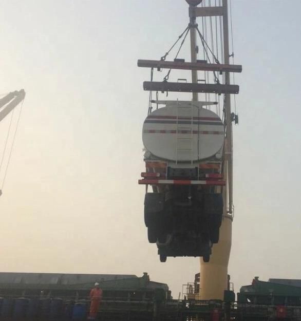 Sino Truck 4X2 15cbm HOWO Sprinkler Water Tank Truck