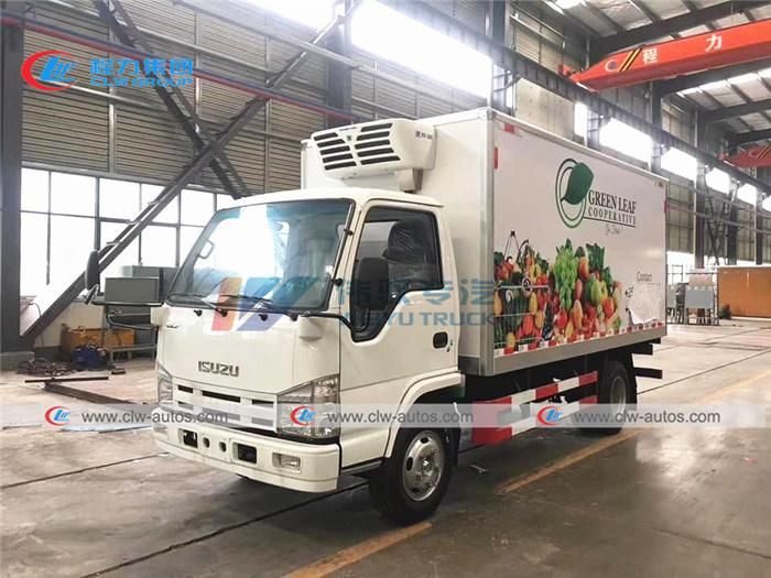 Japanese Isuzu Refrigerator Truck 4t 5t Frozon Meat Fish Transport Isuzu Freezer Refrigerated Van Truck