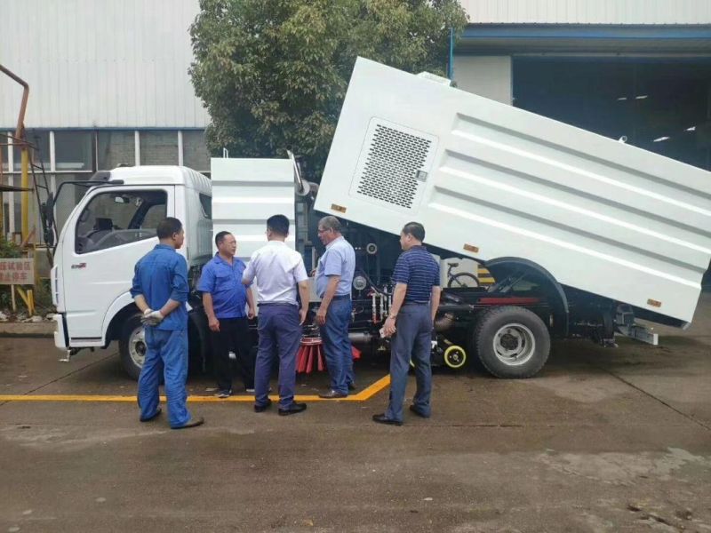 City Street Cleaning Machine Truck Vacuum Isuzu 9cbm Road Sweeper Truck