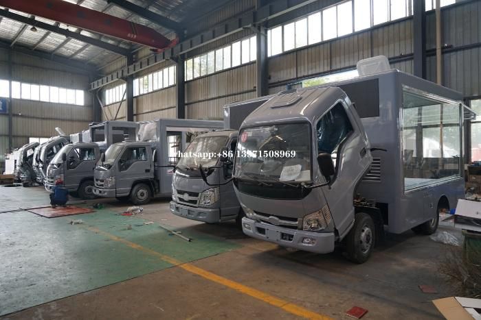 China Export Broadcasting Trucks with 3-Sides Scrolling Poster Display Billboard and 1-Side LED Screen Outdoor Advertising Truck on Sale