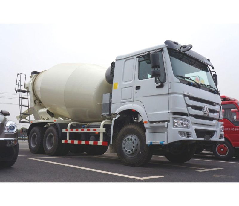 Self Loading 10cbm HOWO Concrete Truck Mixer