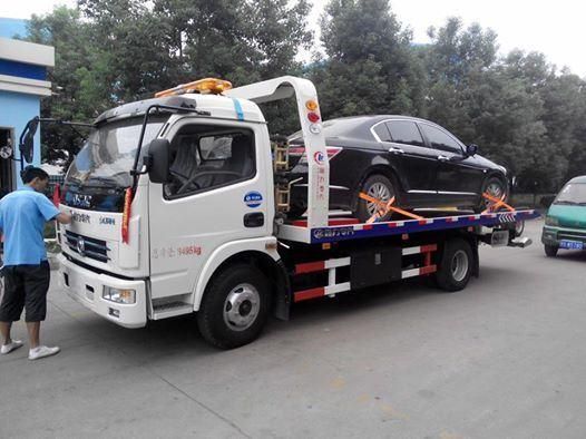 Dongfeng 4*2 Wrecker Tow Truck Flatbed Road Rescue Truck