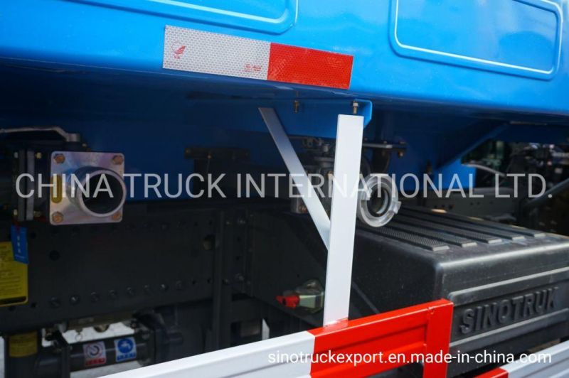 Low Price Sinotruk HOWO 6X4 Street Clean Sprinkler Water Tank Truck