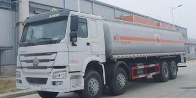 Sinotruk HOWO Water Tank Truck 6X4 Price for Tanker Truck