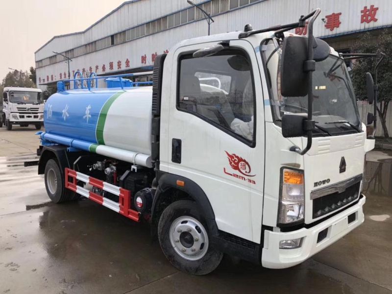 HOWO 5000liters LHD Rhd Fuel Tank Truck