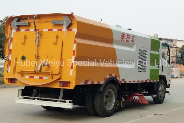 Isuzu 700p 4*2 190HP Multifunctional Sweeper and Washer Cleaner 5tons Self Dump Road Washing and Sweeping Truck