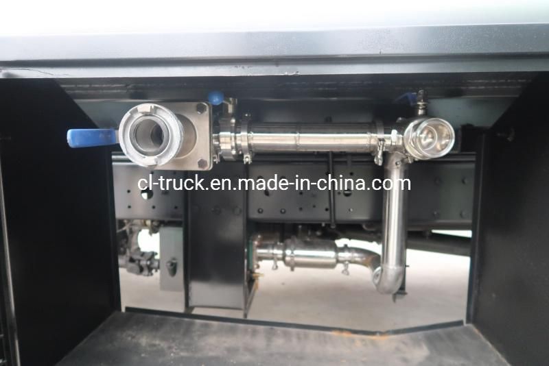 Sinotruk 4X2 Stainless Steel 5tons 6tongs Drinking Water Tank Truck