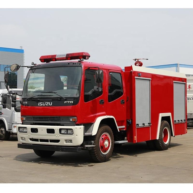 Japan Brand Isuzu 4X2 6000liters 7000liters 8000liters Fire Fighting Vehicle for Airport Fire Truck