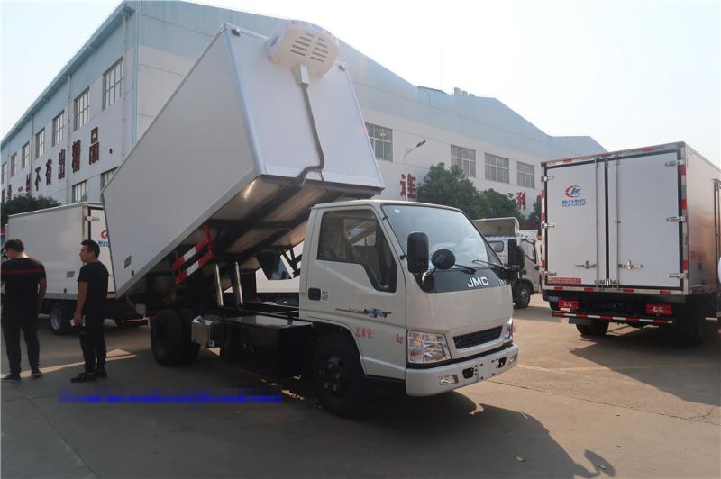 Good Quality Jmc 4X2 Meat Hanging Refrigerated Truck Body Refrigerator Truck with Lifting Tipper