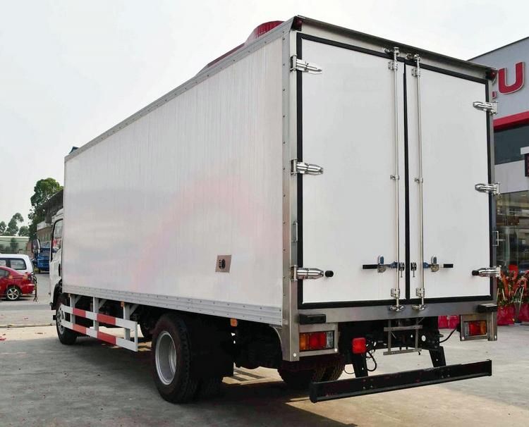 205HP Japanese Brand Refrigerated Cold Room Van Truck 8tons 30cbm