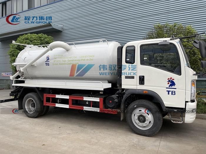 Hot-Sale Sinotruk HOWO 8m3 4*2 Vacuum Suction 8, 000L Sewage Truck