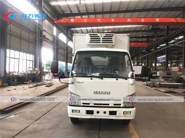 Japanese Isuzu Refrigerator Truck 4t 5t Frozon Meat Fish Transport Isuzu Freezer Refrigerated Van Truck