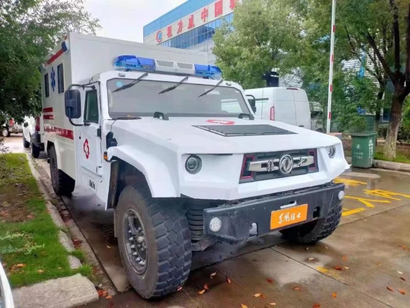 Dongfeng 4X4 Box Type Ambulance/Cross-Country Ambulance with Maximum Wading Depth of 1.2m