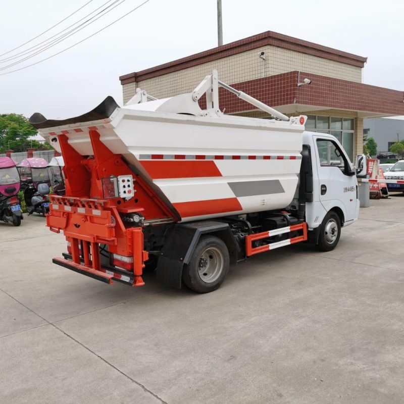 Dongfeng Rear Loading Garbage Compactor Truck The Volume of Garbage Can Is 4 Cbm