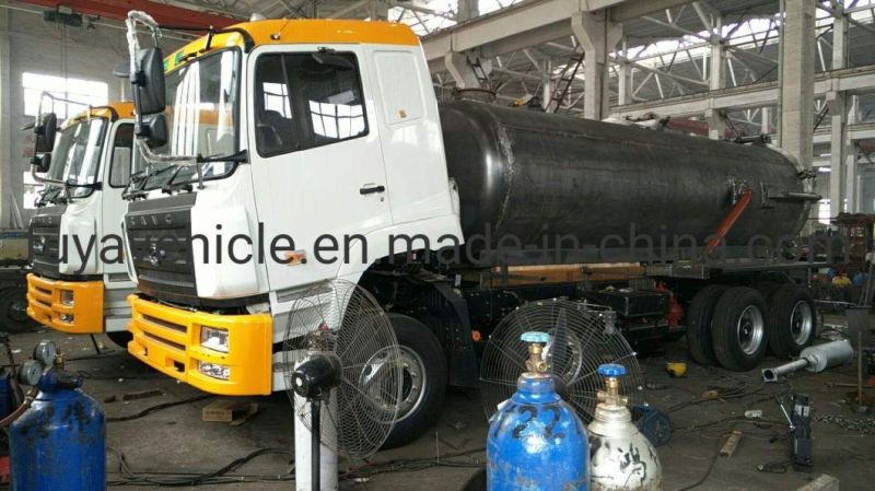 Dongfeng 210HP Jet Vacuum Cleaner Truck 10wheelers HOWO 15cbm Septic Tank Cleaning Vehicle