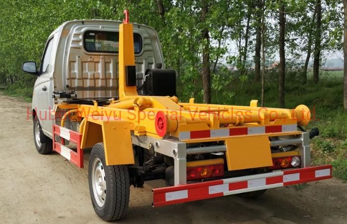 Foton Petrol/Gasoline Light Duty 4m3/4 Cubic Meter/4000liters Hook Lift Garbage Truck