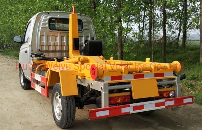 Foton Petrol/Gasoline Light Duty 4m3/4 Cubic Meter/4000liters Hook Lift Garbage Truck