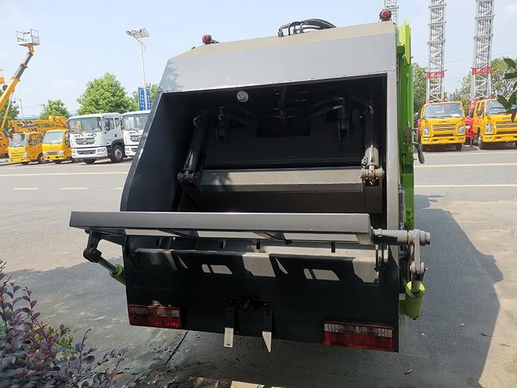 Dongfeng 4*2 6cbm Garbage Compactor Truck 102HP
