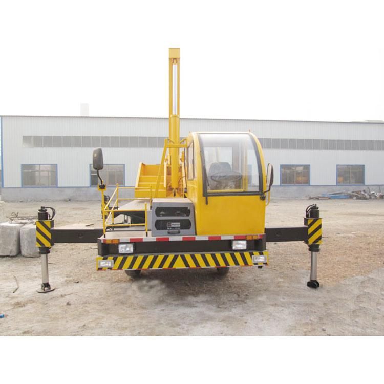 Truck Mounted Mobile 6tons Mini Hydraulic Crane