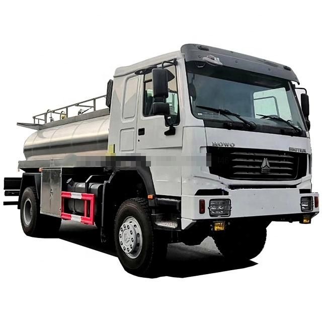 HOWO 4X4 Type Right Hand Drive Stainless Steel Water Truck 100000liters