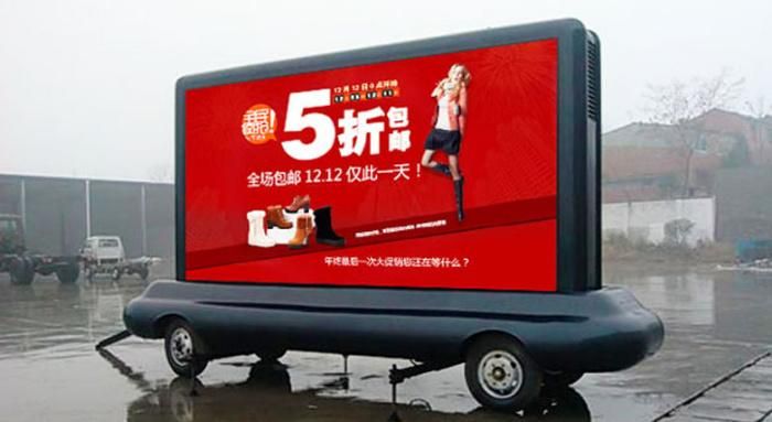 China Custom Roadshow Outdoor P3 P4 P5 P6 Full Color Display Billboard Advertisement Equipment LED Display Roadshow Vehicle Mobile Advertising Truck