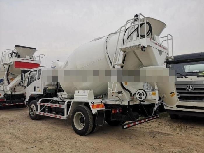 Good Price Sinotruk HOWO 7cbm/8cbm/9cbm 4*2 Construction Mixing Vehicles 7000L/8000L/9000liters Mobile Cement Concrete Mixer Truck on Sale