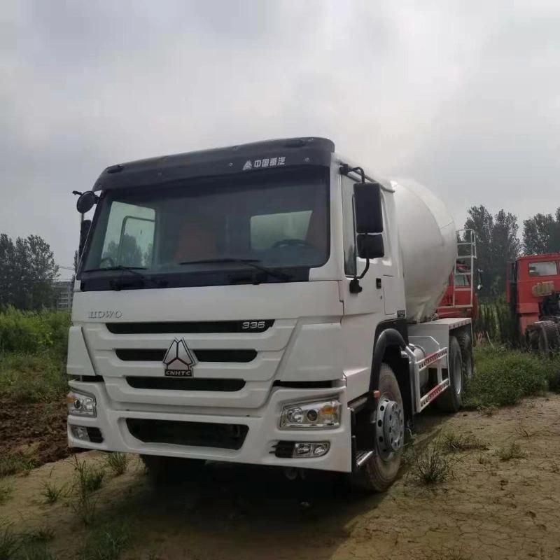 8-10 Cubes HOWO Concrete Mixing Truck