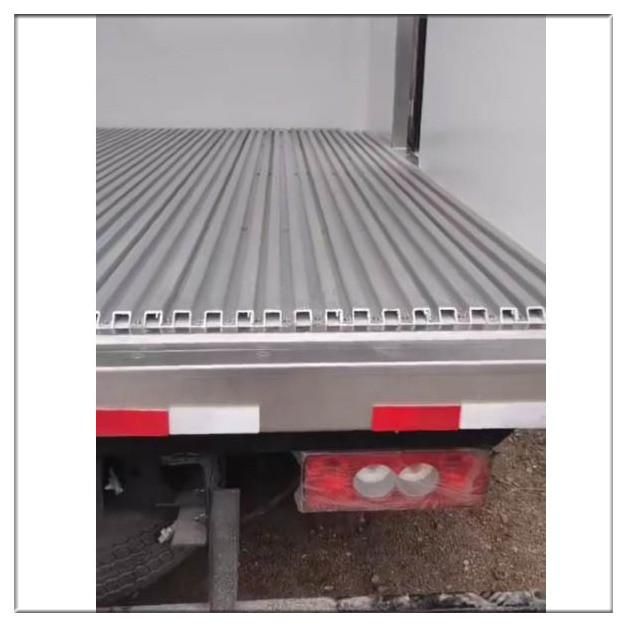 XPS/ PU Insulation CKD/CBU Refrigerated Panel Small Mini 3tons 5 Tons Vegetable Meat Transport Aluminum Refrigerated Truck Body for Seafood Chicken