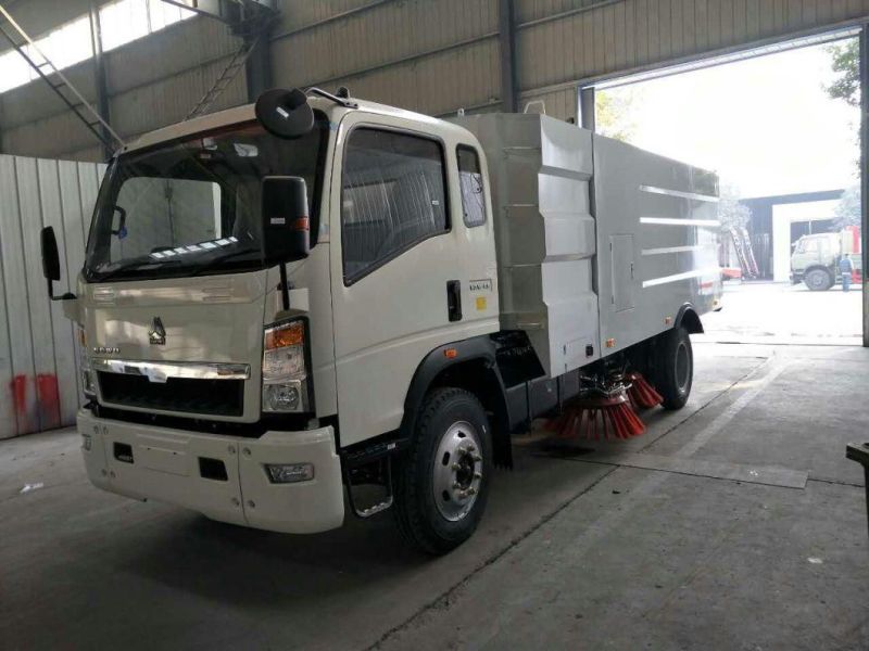 China Brand HOWO 4X2 Stainless Steel Vacuum Street Sweeper Price of Road Sweeper Truck