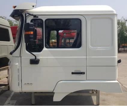 Shacman X3000 8X4 Dump Truck with 420 HP Cummins Engine