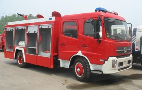 Dongfeng China Top Brand 4X2 8 Tons Water Foam Fire Fighting Truck Inferno Fire Engine Fighter for Sale