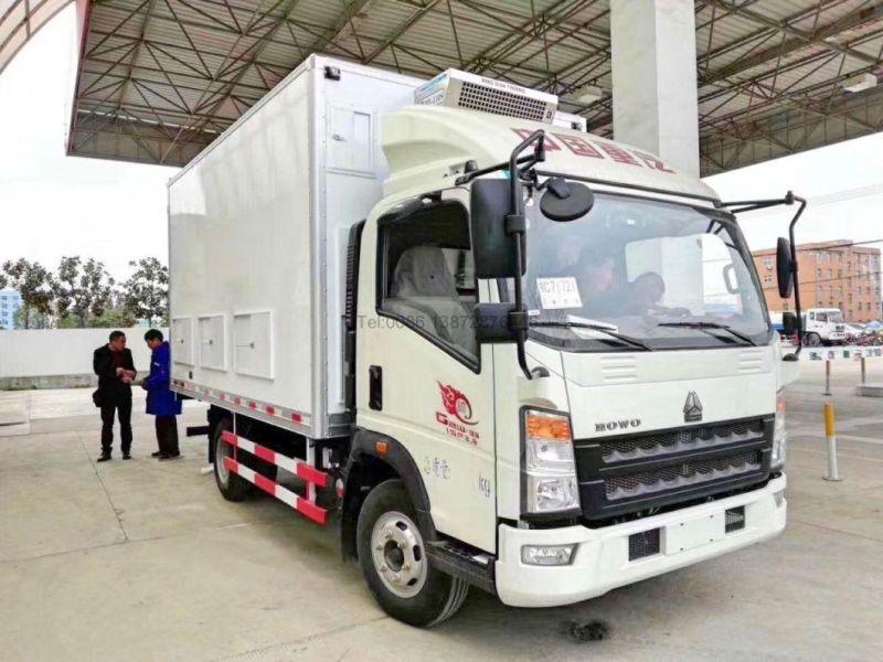 Good Quality 3tons 4tons 5tons HOWO Light Refrigerated Cooling Box Truck