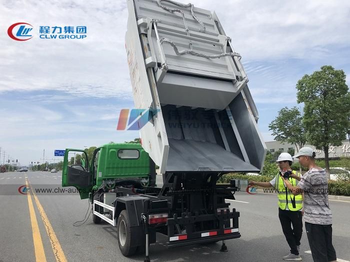Factory High Price Ratio Dongfeng 7cbm 7000liter Sealed Dump Garbage Truck