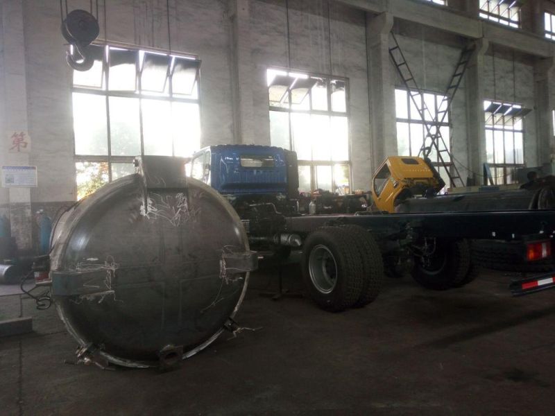 Sinotruk HOWO 8X4 20cbm Vacuum Sewage Suction Tank Truck