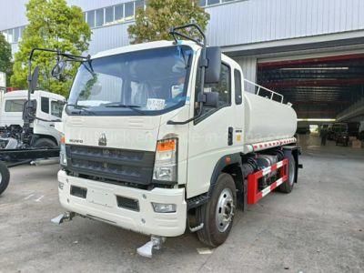 Sinotruck HOWO 4000 Gallon Medium Duty Steel Water Tank Truck on Road Price