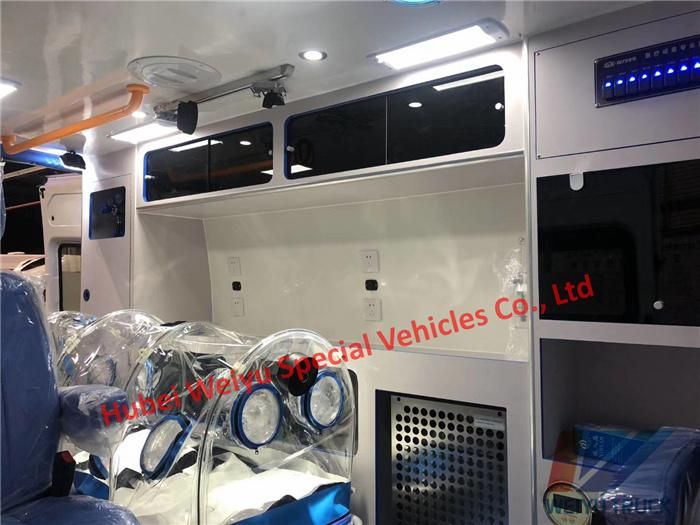 China First Aid Ambulance Patient Transport Ford Negative Pressure Isolation Ambulance for Sale