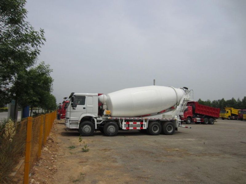 Sinotruck HOWO 8X4 Concrete Mixer Truck for 336HP