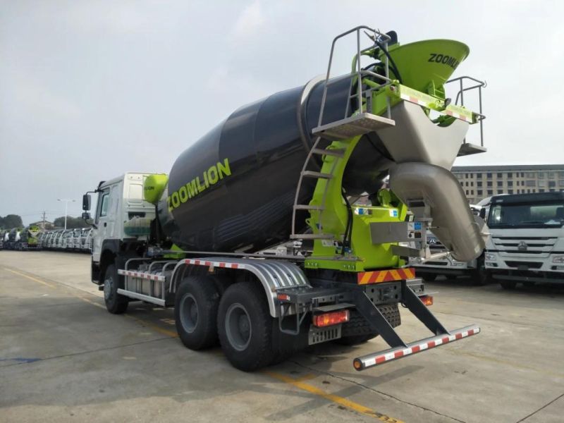 Sinotruck HOWO Chassis Zoomlion 10 Cbm Concrete Mixer Truck