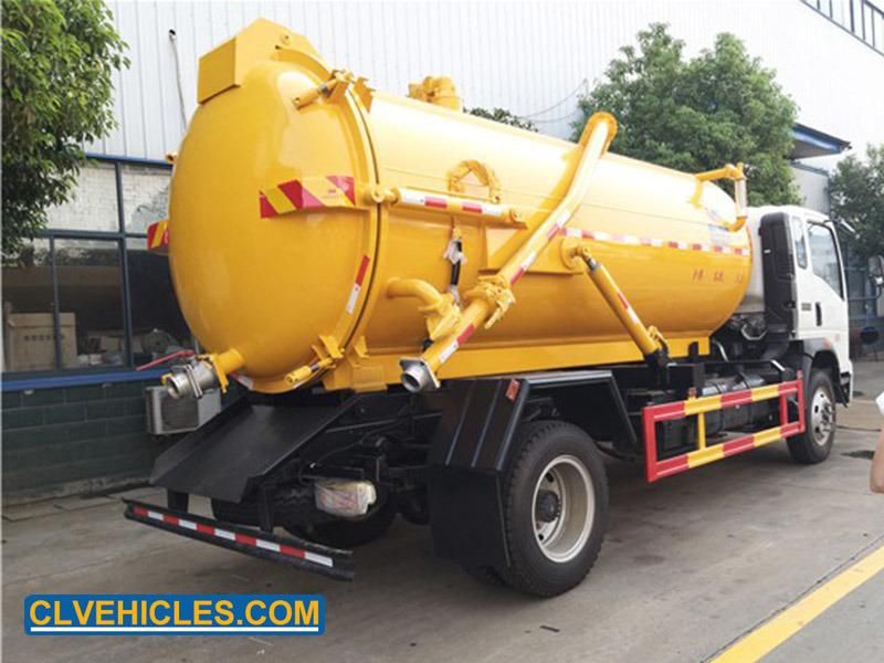 HOWO 4*2 6000 Liters Toilet Vacuum Sewer Sewage Cleaning Truck