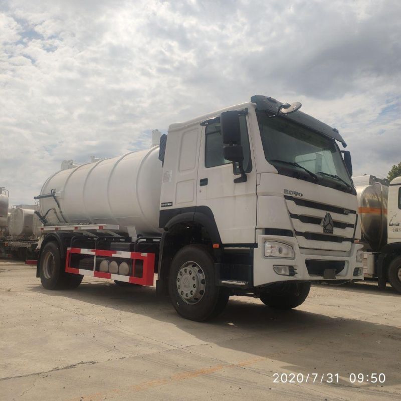 Sinotruk 4X2 HOWO Sewage Suction Truck with High Performance