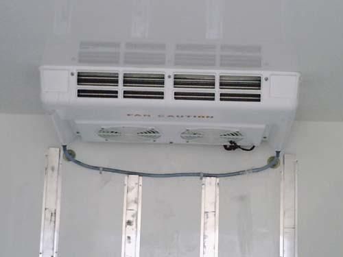 Isuzu Refrigerated Van Truck Small 5 Tons Refrigerator Truck