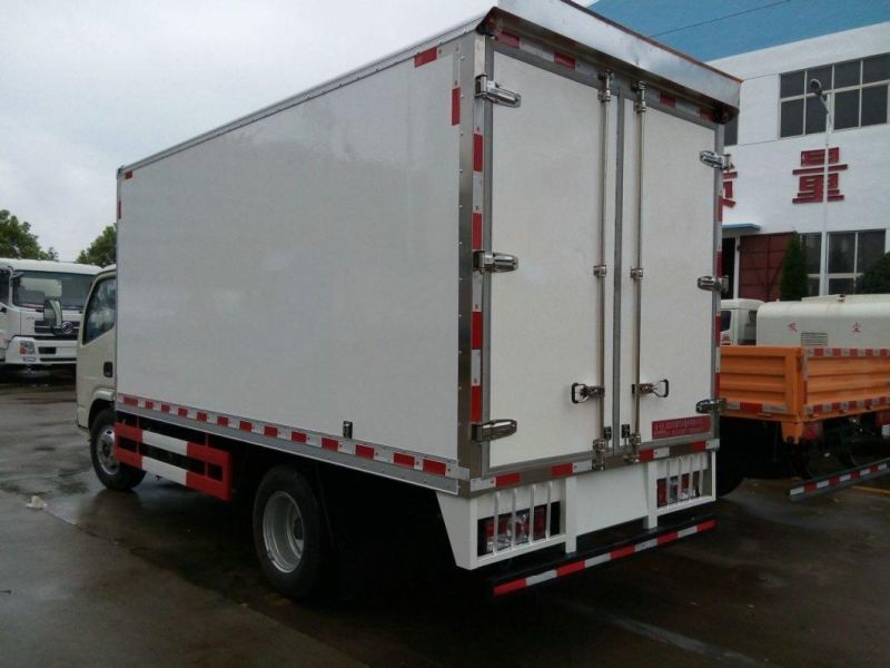 Dongfeng Trucks 4X2 Meat Transport Refrigerated Truck for Sale