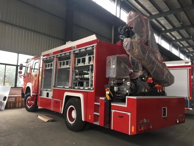 4*2 Fire Fighting Truck Crane Rescue Fire Truck with Crane