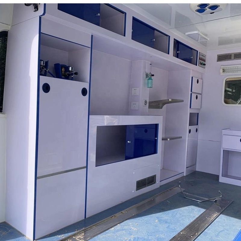 High Quality Patient Transport Ambulance Vehicles ICU Ambulance Intensive Care Unit Ambulance Factory Directly Sales