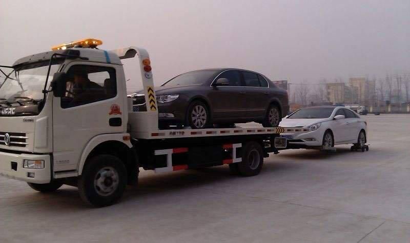 Dongfeng 4*2 Wrecker Tow Truck Flatbed Road Rescue Truck